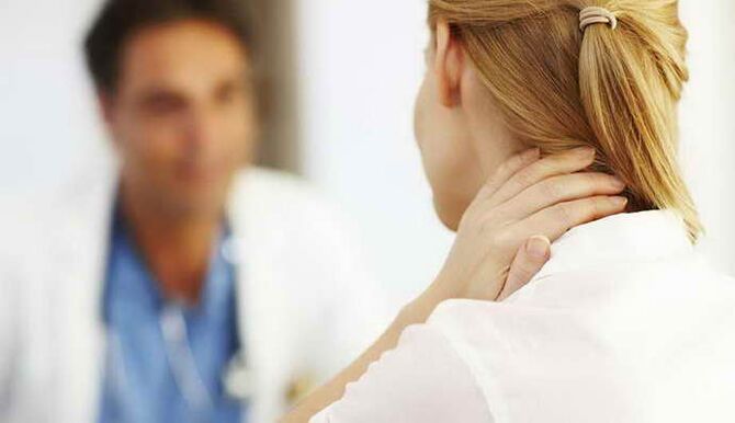 Un chamamento a un médico en caso de sospeita de osteocondrose